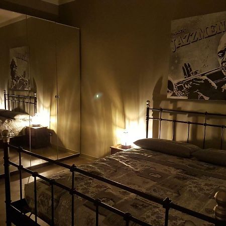 Saint George'S House Centro-Stazione-Ospedali Appartement Alessandria Buitenkant foto